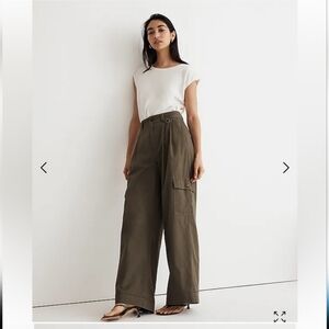 SOLD Madewell Size 8 Cargo Wide Leg Pants